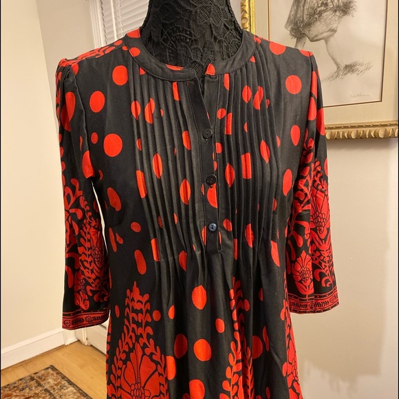 Tunic - Size S - Picture 1 of 4